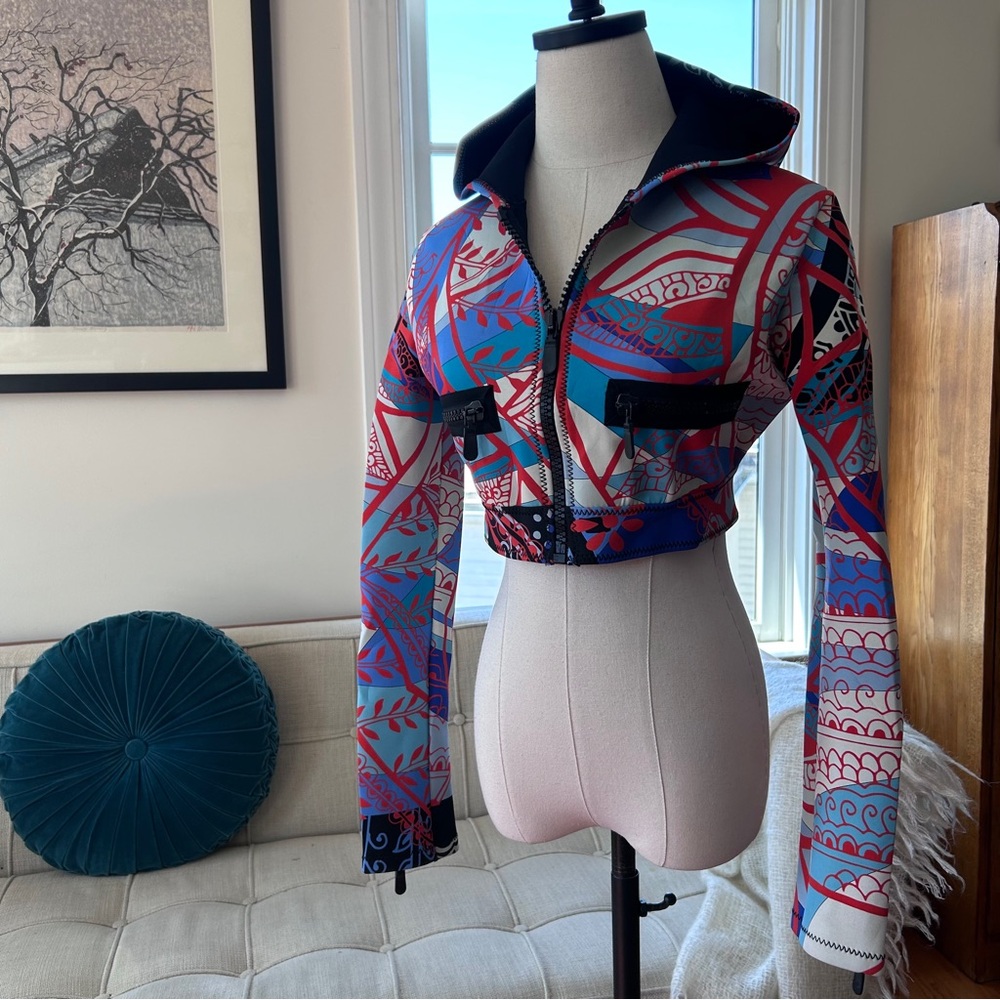 Emilio Pucci Neoprene Hooded Top - Picture 4 of 15